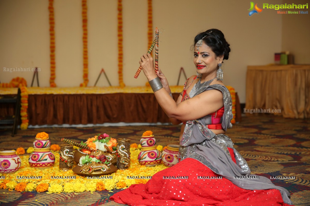 Phankaar Innovative Mind Organises Dandiya Dhamaal at Royal Reve Hotel