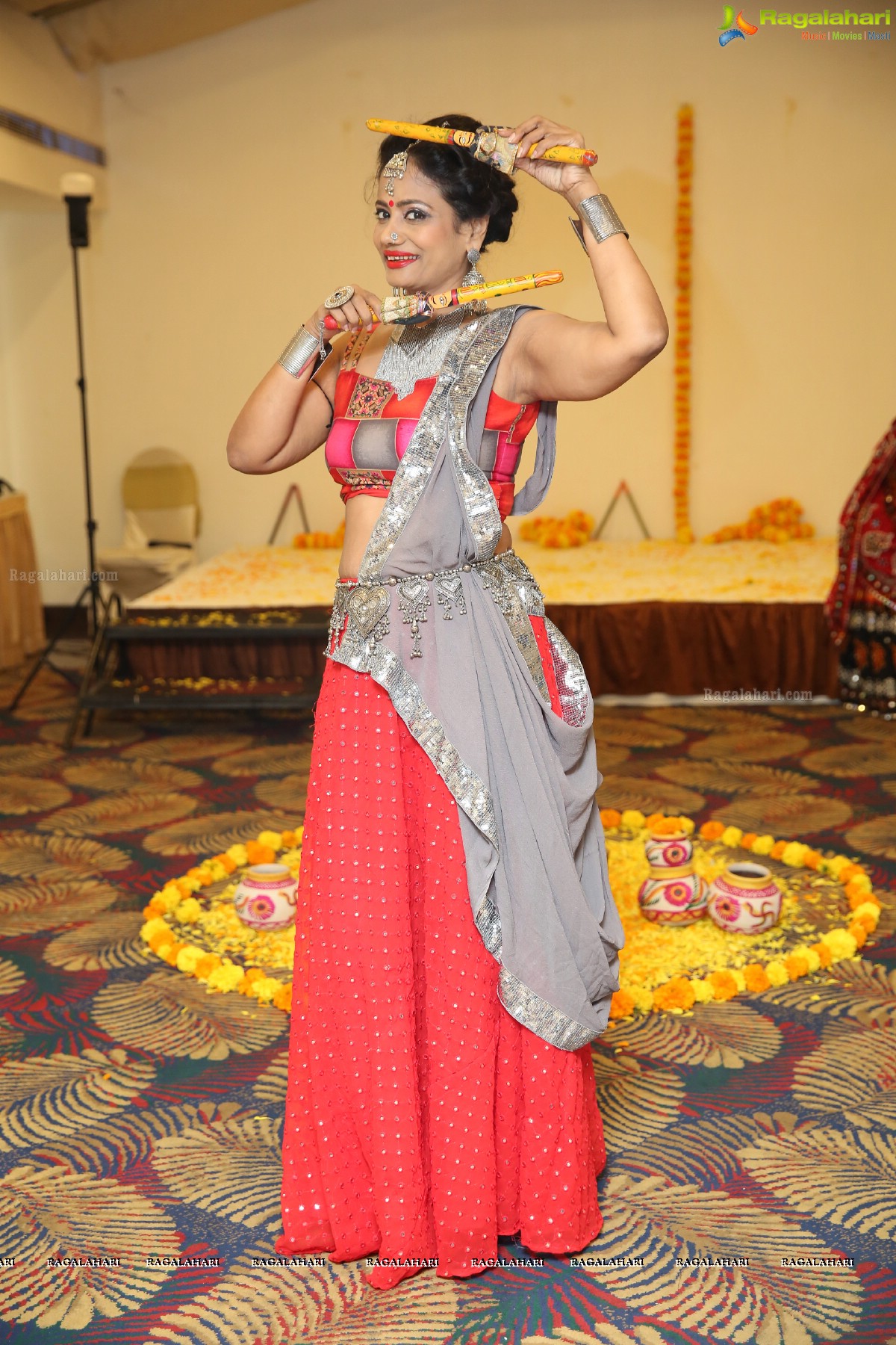 Phankaar Innovative Mind Organises Dandiya Dhamaal at Royal Reve Hotel