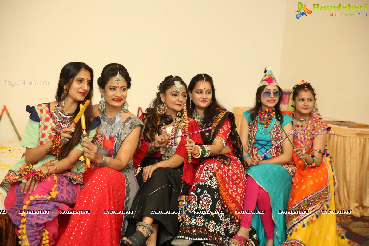 Phankaar Innovative Mind Organises Dandiya Dhamaal at Royal Reve Hotel