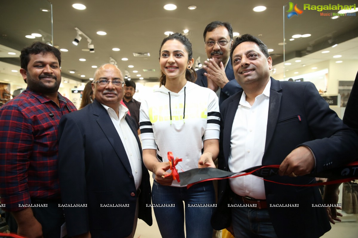 Reliance Retail Opens Its Trends Footwear Store at NSL Kukatpally 