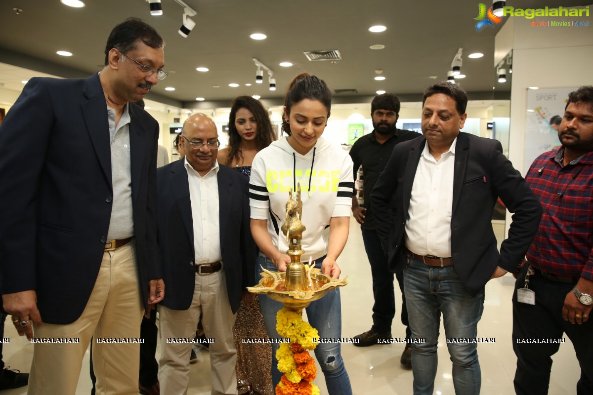 Reliance Retail Opens Its Trends Footwear Store at NSL Kukatpally 