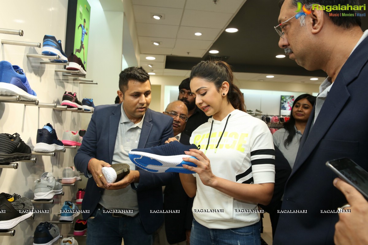 Reliance Retail Opens Its Trends Footwear Store at NSL Kukatpally 