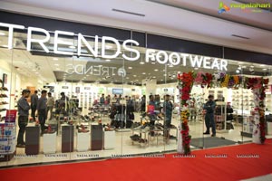 Reliance Retail Opens Its New Trends Footwear Store