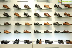 Reliance Retail Opens Its New Trends Footwear Store