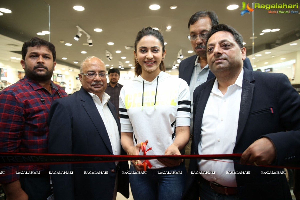 Reliance Retail Opens Its Trends Footwear Store at NSL Kukatpally 