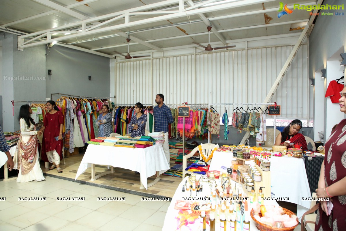 Vastraabharanam Exhibition of Jewellery & Clothing at Madhapur