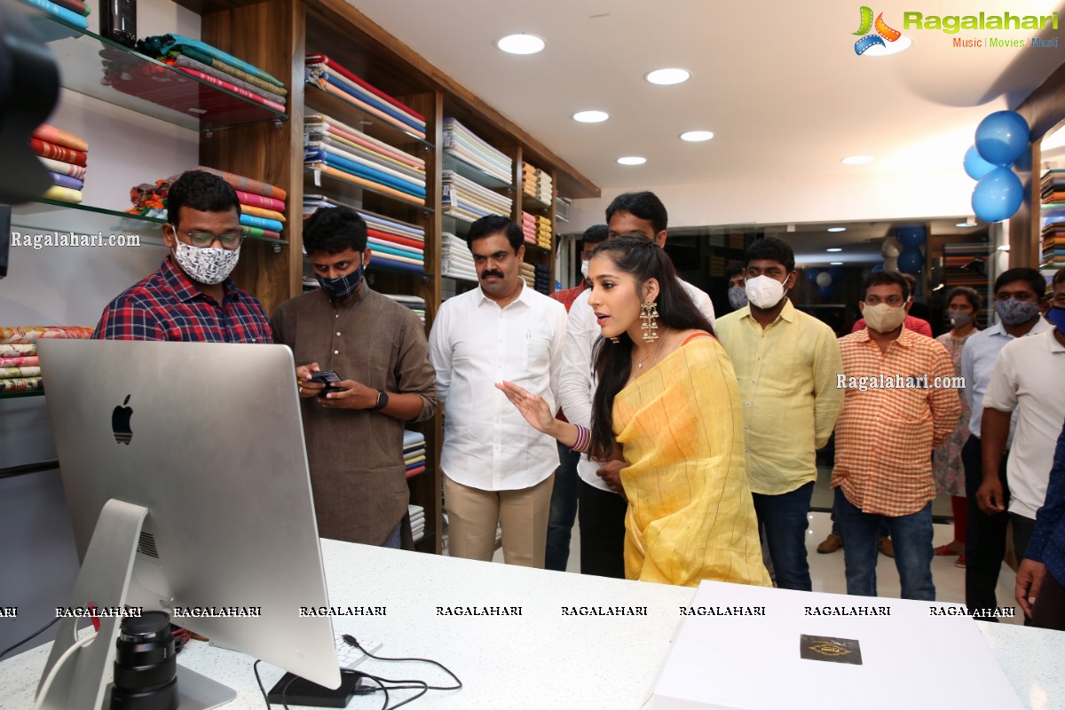 Linen House Launches E-Commerce Portal at Hydernagar