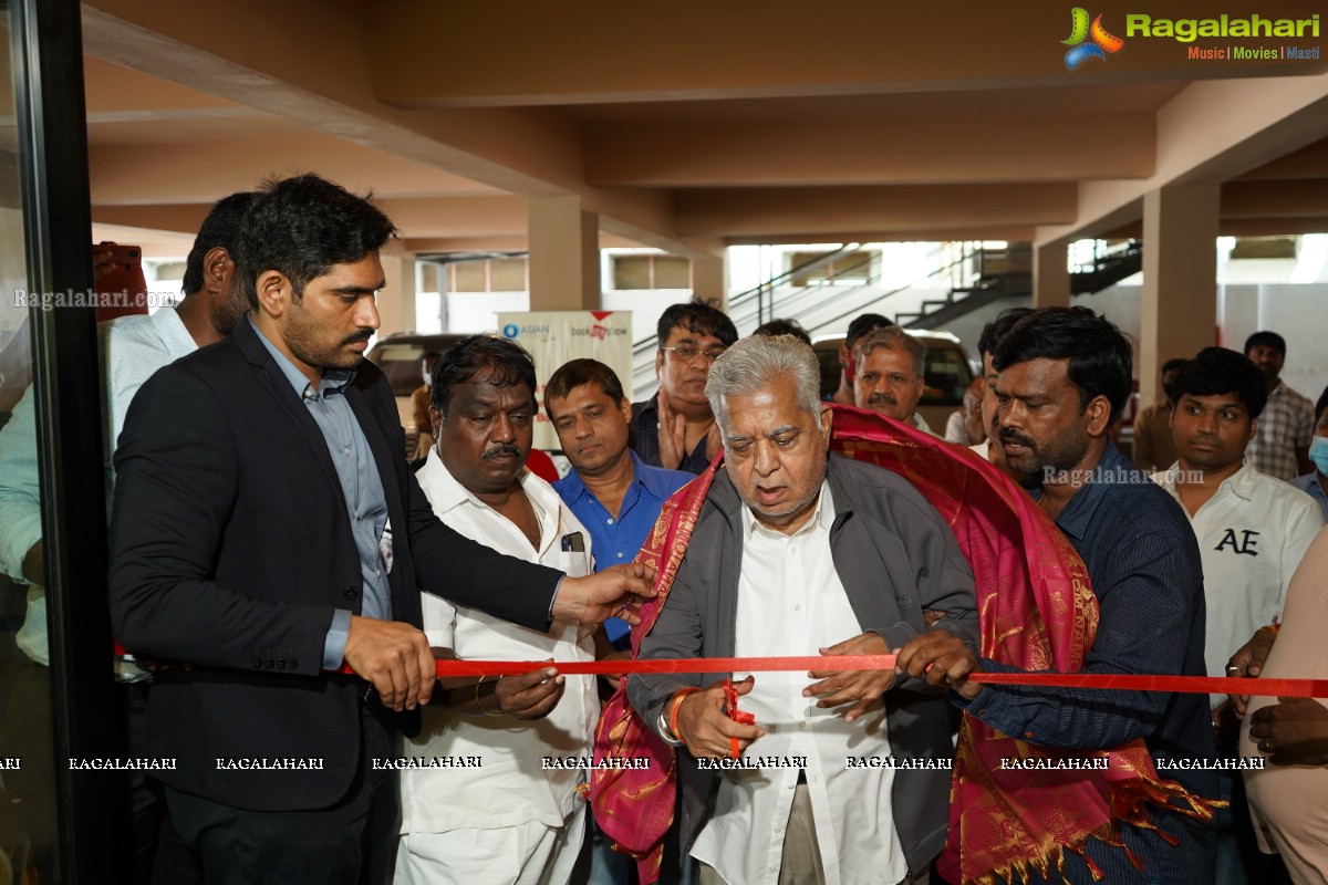 Vijay Devarakonda And Asian Cinemas Multiplex AVD Cinemas Launch At Mahabubnagar