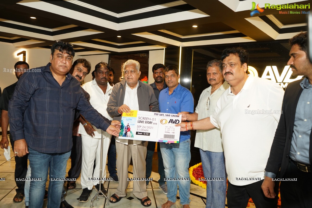 Vijay Devarakonda And Asian Cinemas Multiplex AVD Cinemas Launch At Mahabubnagar