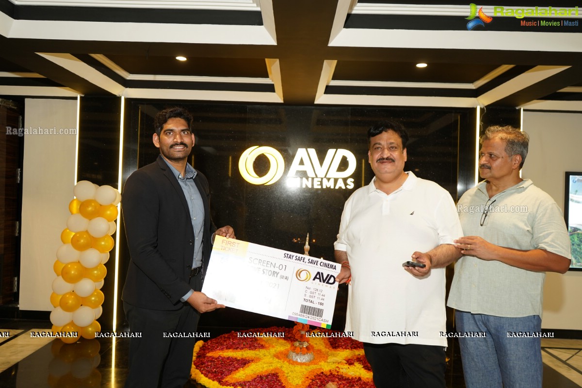 Vijay Devarakonda And Asian Cinemas Multiplex AVD Cinemas Launch At Mahabubnagar