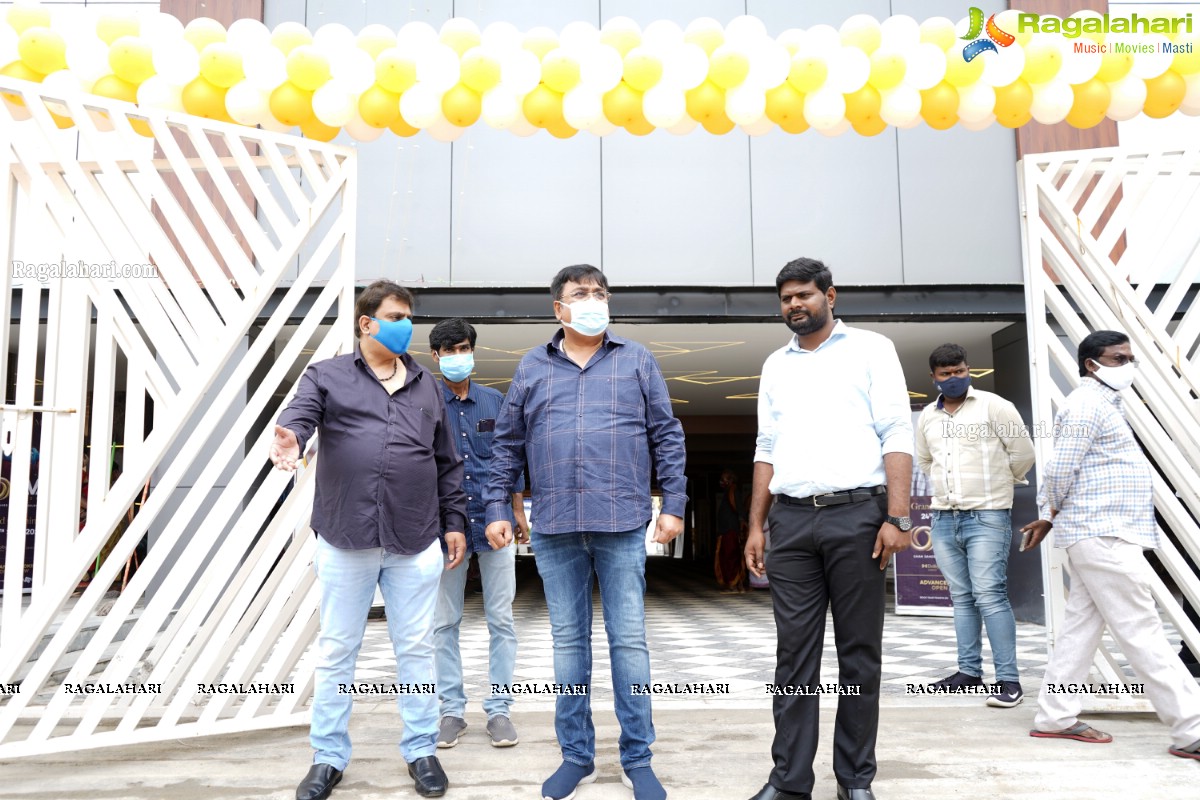 Vijay Devarakonda And Asian Cinemas Multiplex AVD Cinemas Launch At Mahabubnagar