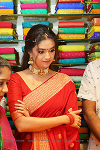 Keerthy Suresh Launches CMR Shopping Mall In Mancherial