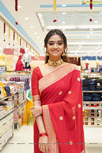 Keerthy Suresh Launches CMR Shopping Mall In Mancherial