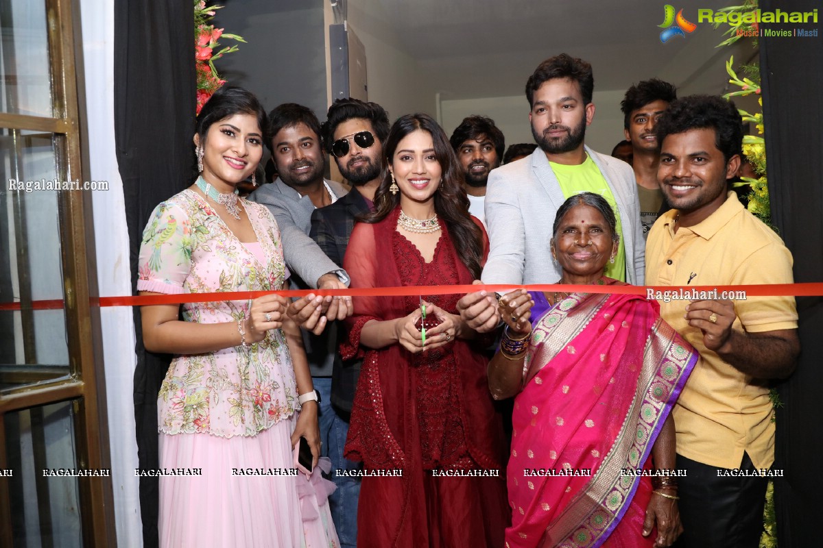 Nivetha Pethuraj and Bigg Boss Gangavva Inaugurates Gismat Mandi Restaurant in A.S. Rao Nagar