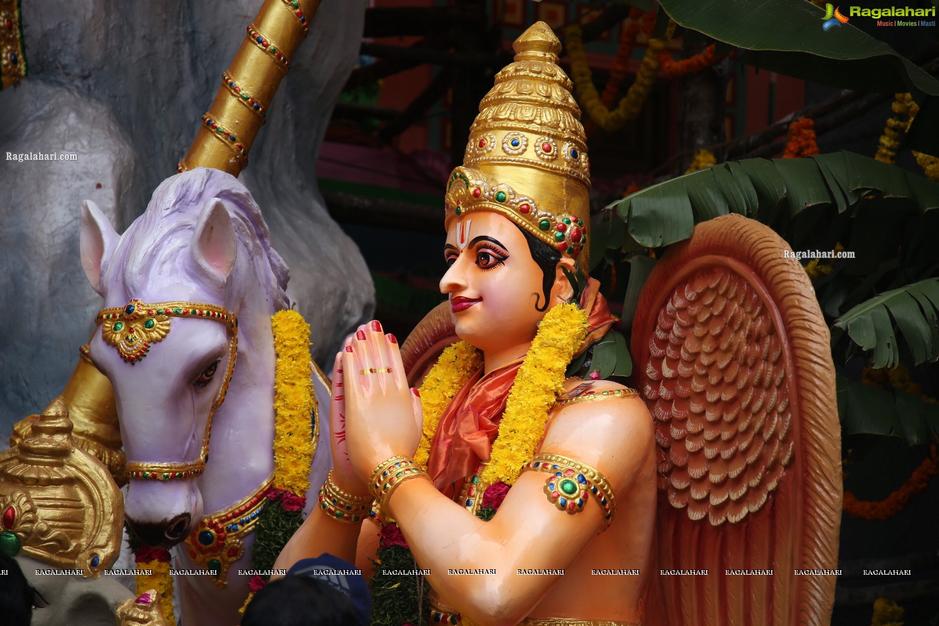 Khairatabad Ganesh 2021 as Shri Panchamuha Rudra Maha Ganapati with the idols Krishna Kali and Kala Nageshwari on Either Side