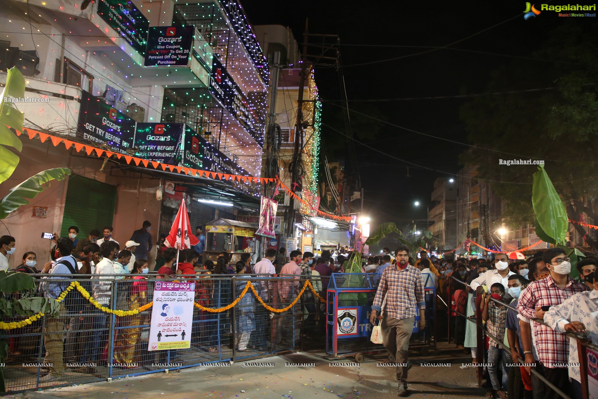 Khairatabad Ganesh 2021 as Shri Panchamuha Rudra Maha Ganapati with the idols Krishna Kali and Kala Nageshwari on Either Side