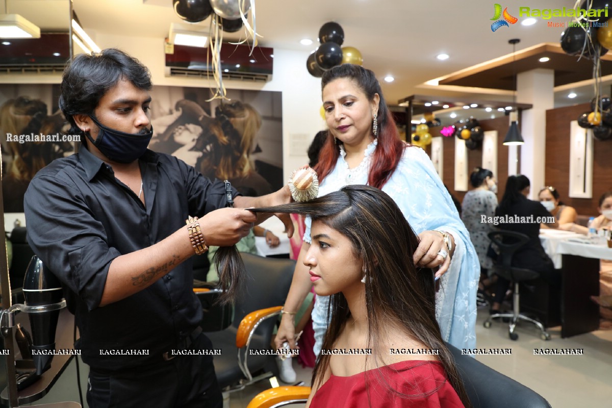 Neeldavid's Salon & Academy Launch at P &T Colony, Secunderabad