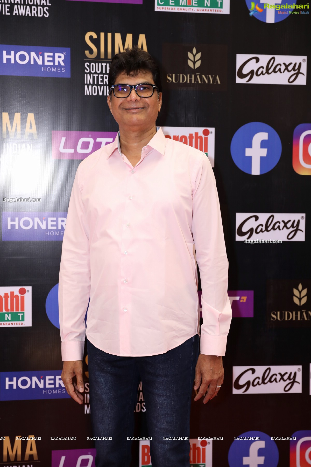 SIIMA 2021 Day 2: Chiranjeevi, Kushboo, Radikaa Sarathkumar, Rana, Shanvi Shine on the Red Carpet