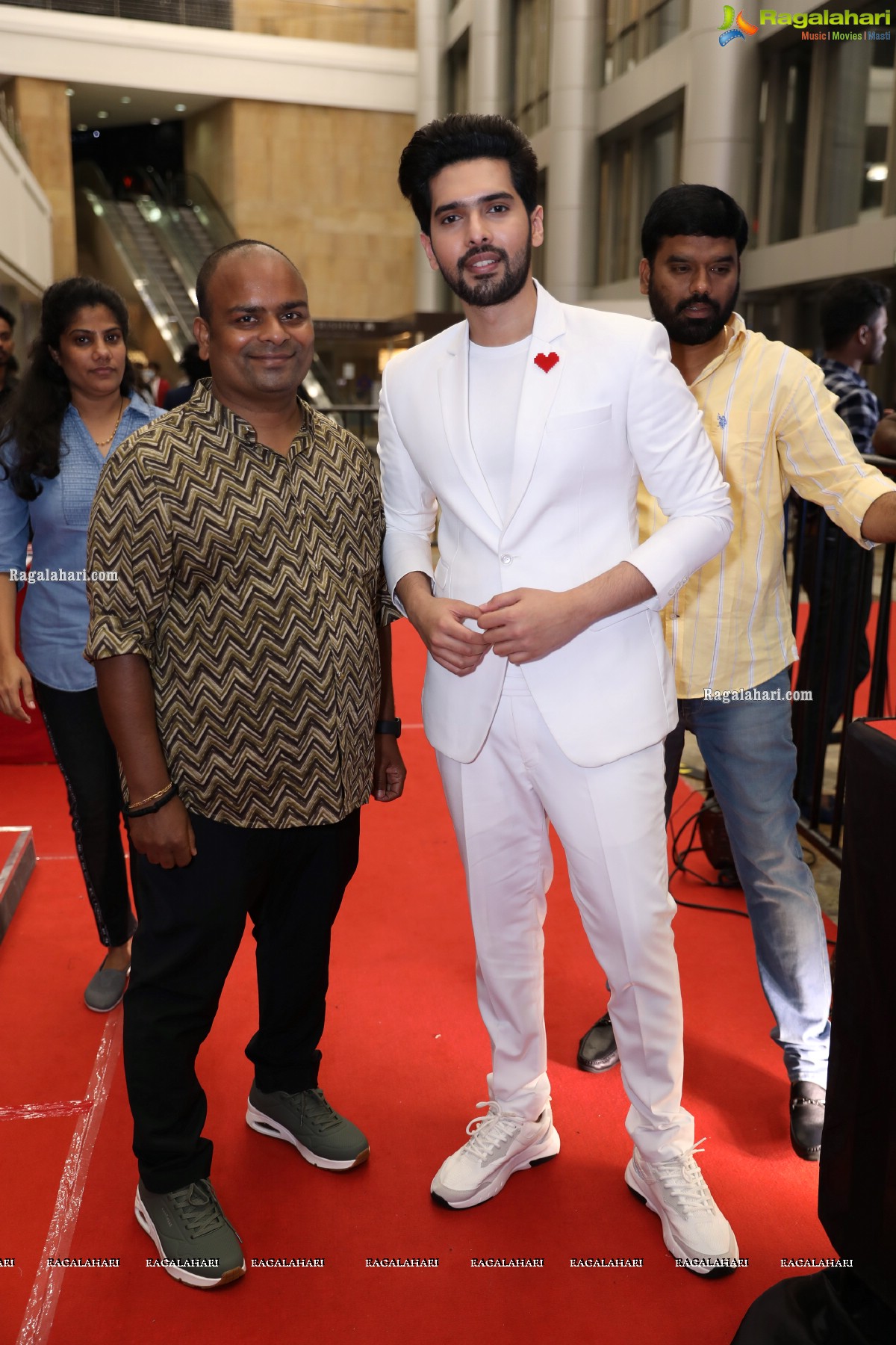 SIIMA 2021 Day 2: Chiranjeevi, Kushboo, Radikaa Sarathkumar, Rana, Shanvi Shine on the Red Carpet