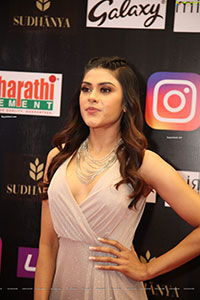 SIIMA Awards 2021 Red Carpet Event