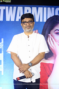 Aa Ammayi Gurinchi Meeku Cheppali Press Meet