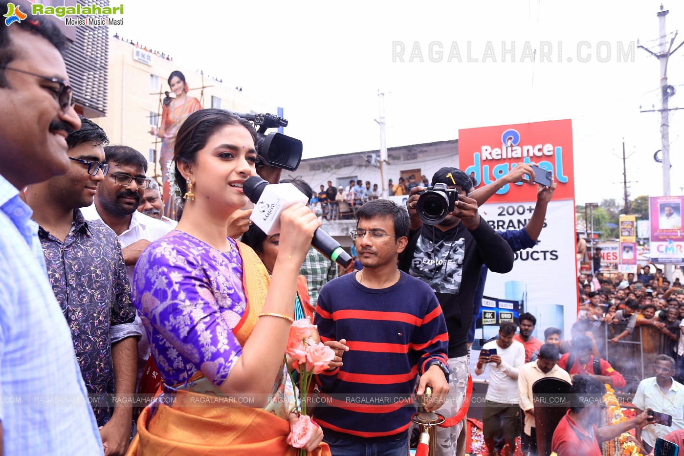 Keerthy Suresh Launches CMR Shopping Mall at Mahbubnagar