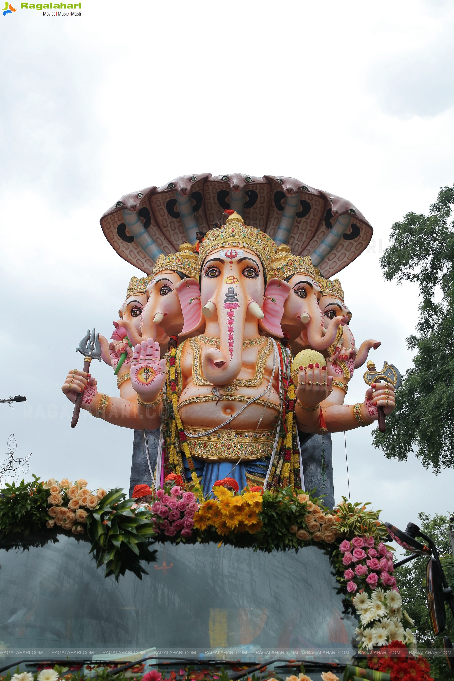 Khairatabad Ganesh Nimajjanam 2022 at Tank Bund in Hyderabad