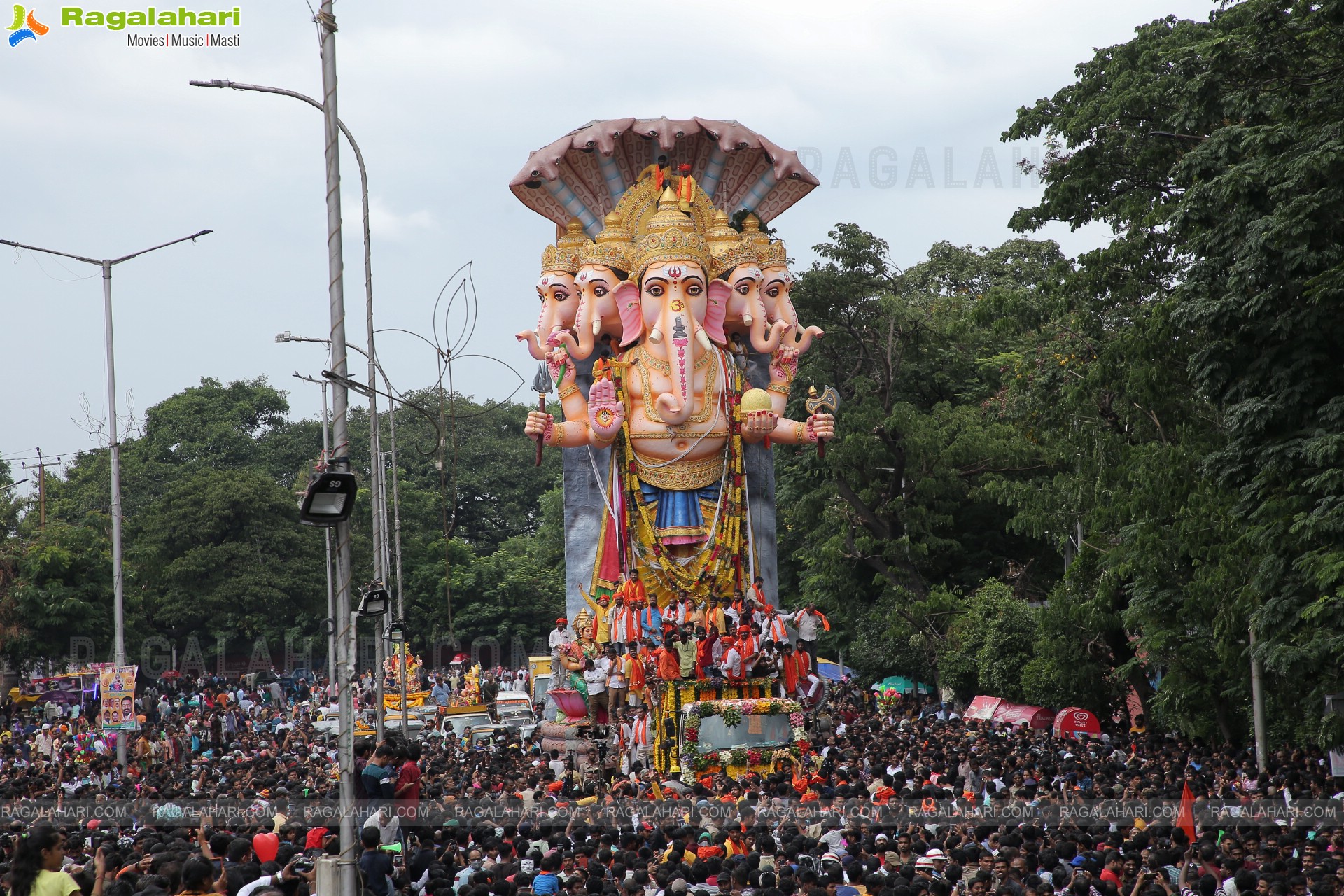 Khairatabad Ganesh Nimajjanam 2022 at Tank Bund in Hyderabad