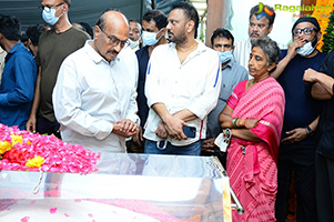 Tollywood Celebs Pay Last Respects to Krishnam Raju