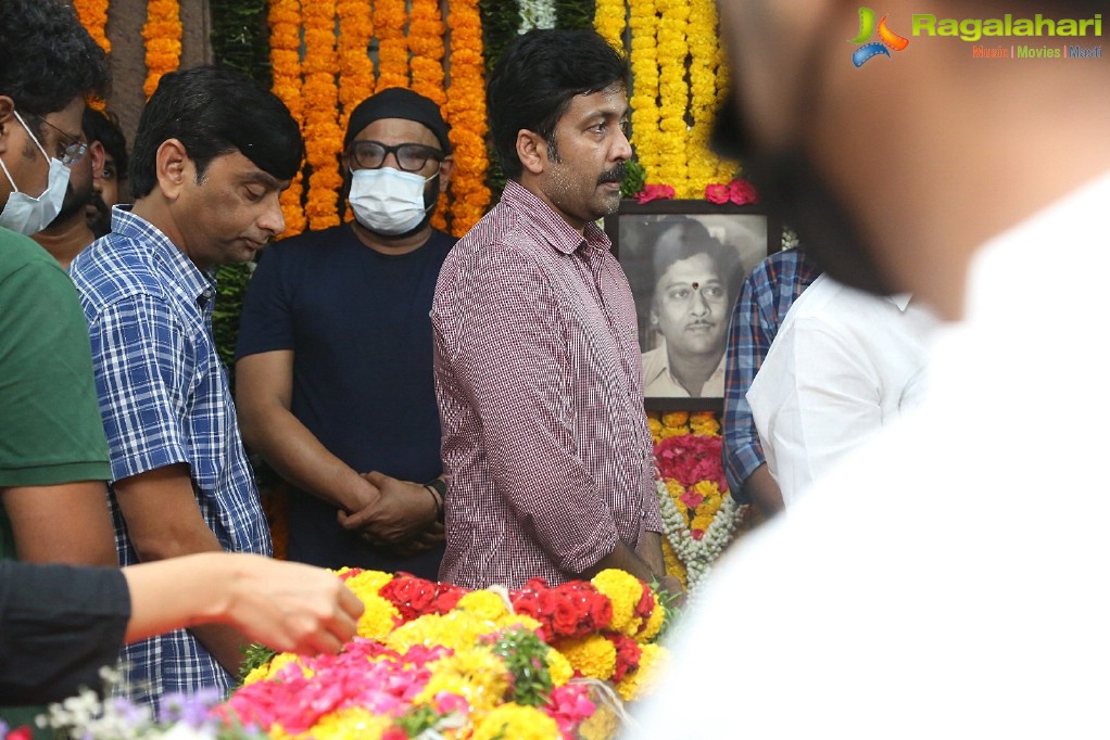 Tollywood Celebs Pay Their Last Respects to Krishnam Raju