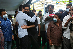 Tollywood Celebs Pay Last Respects to Krishnam Raju