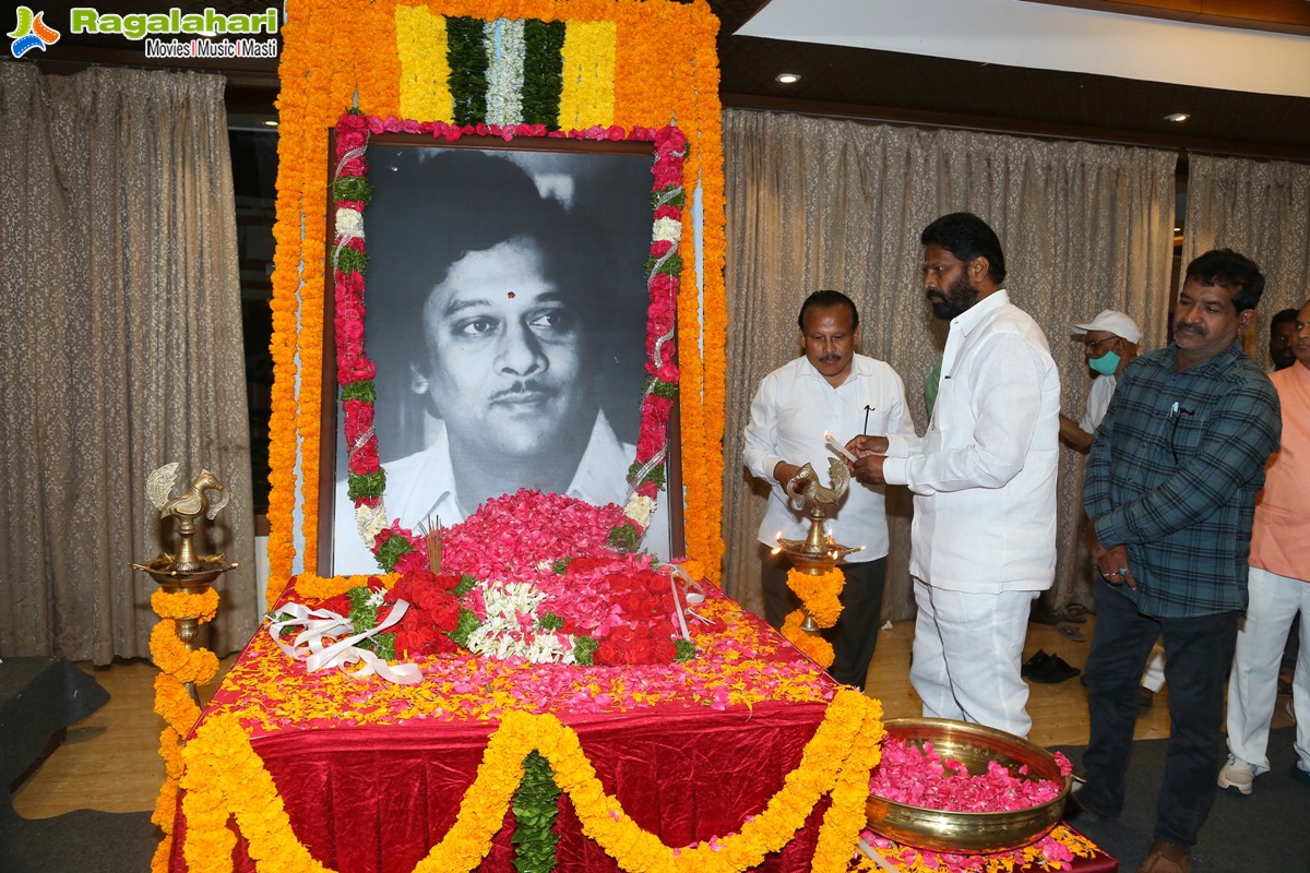 Krishnam Raju Santhapa Sabha By Telugu Film Industry