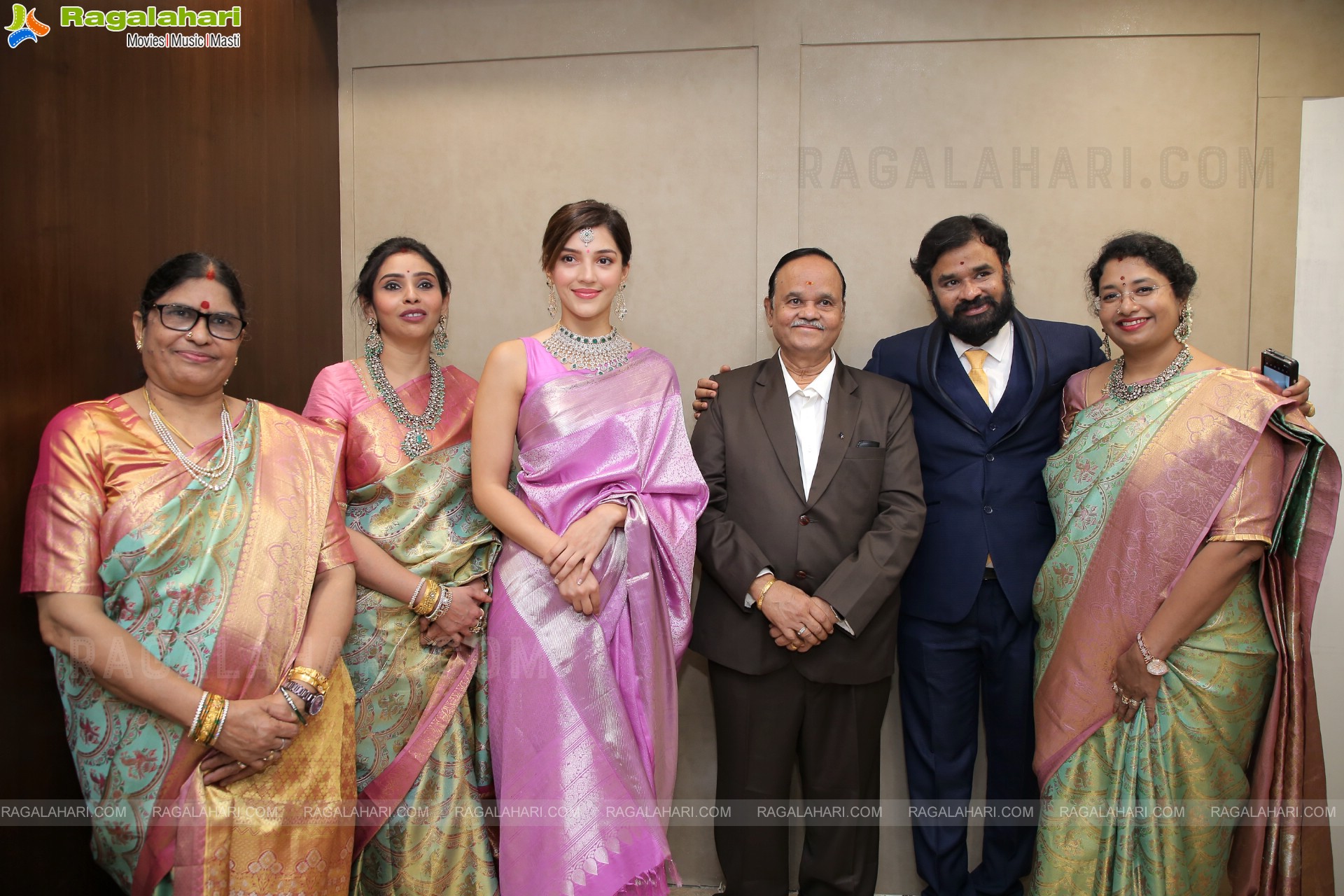 Manepally Jewellers Largest Wedding and Bridal Jewellery Showroom Launch at Panjagutta