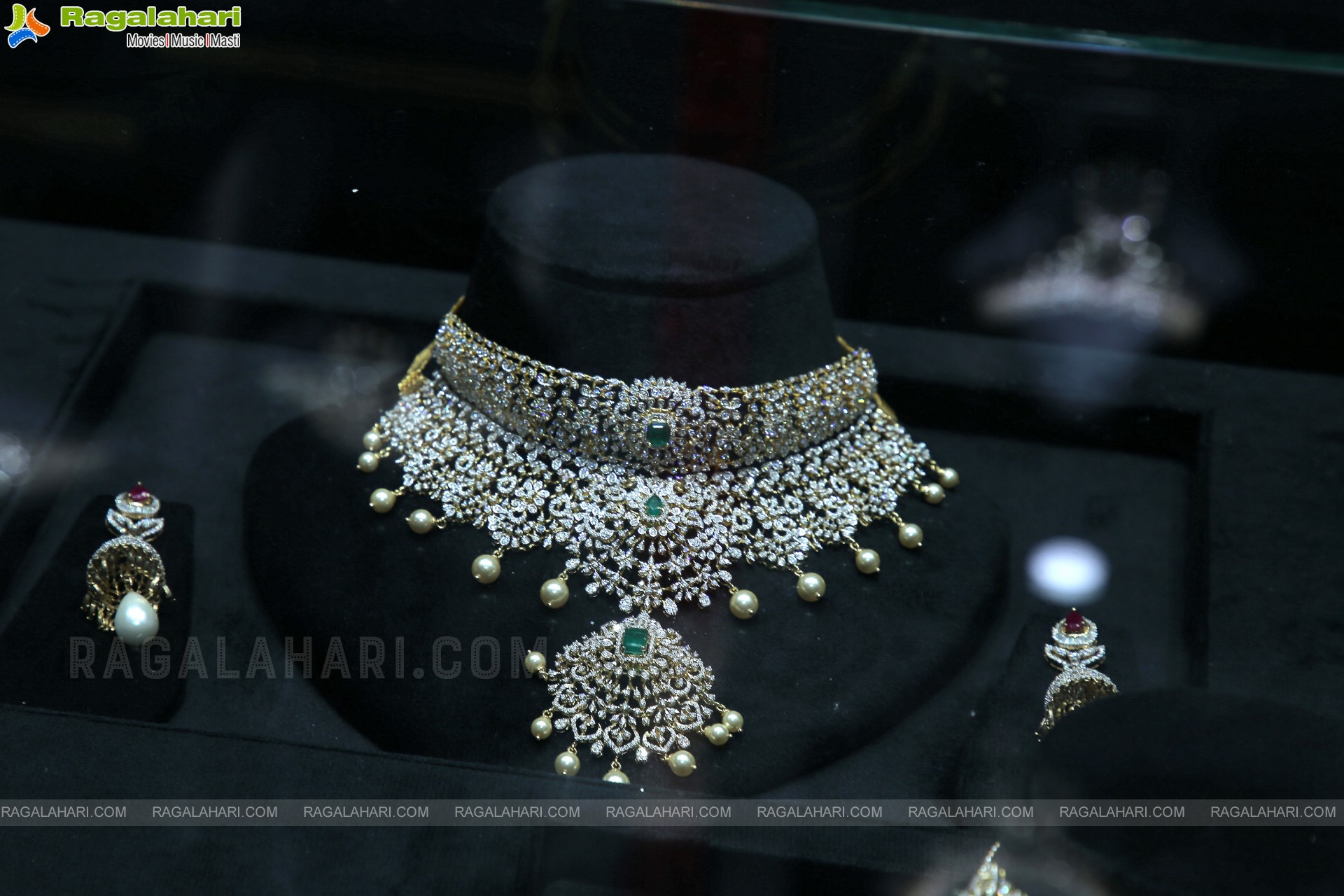 Manepally Jewellers Largest Wedding and Bridal Jewellery Showroom Launch at Panjagutta