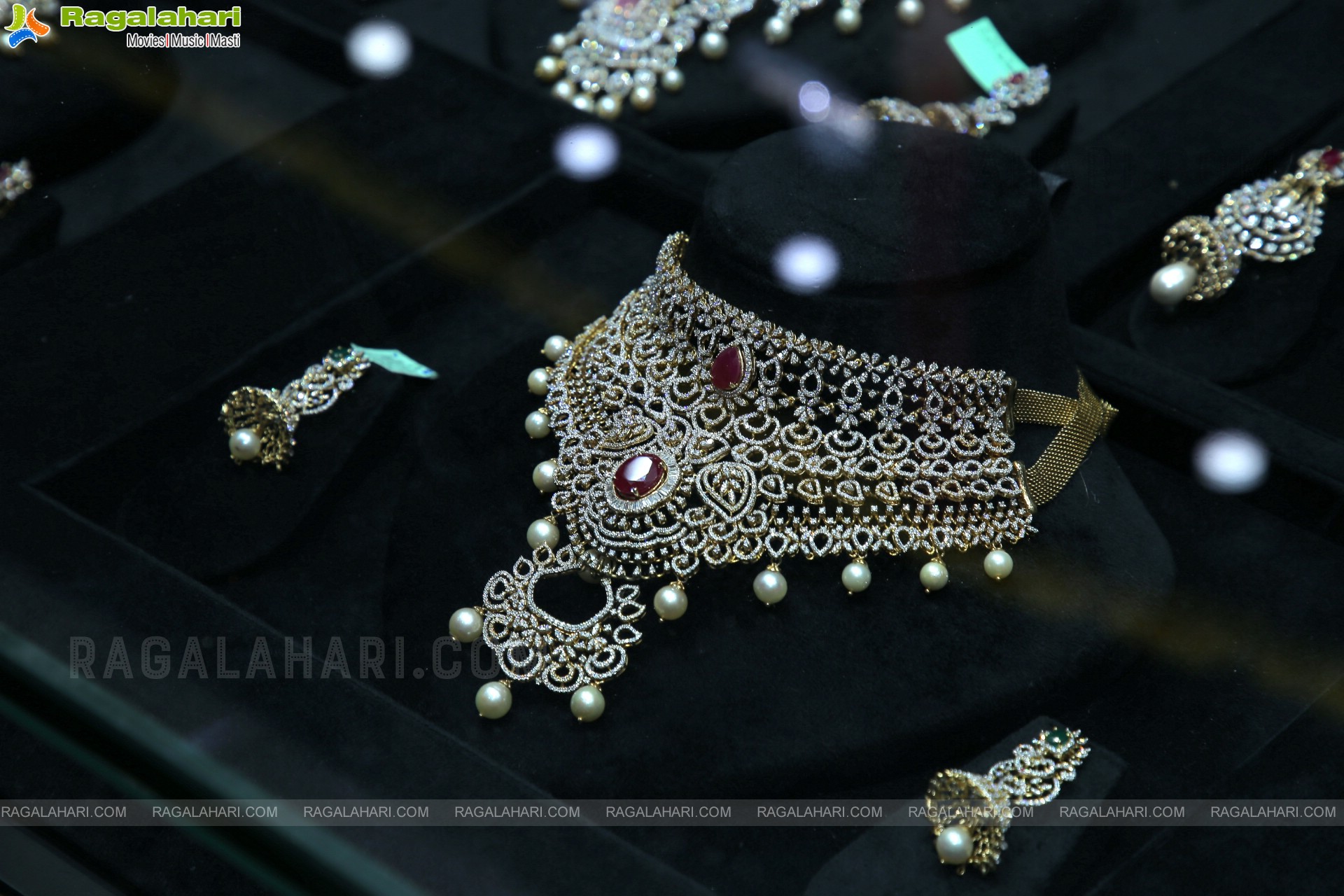 Manepally Jewellers Largest Wedding and Bridal Jewellery Showroom Launch at Panjagutta