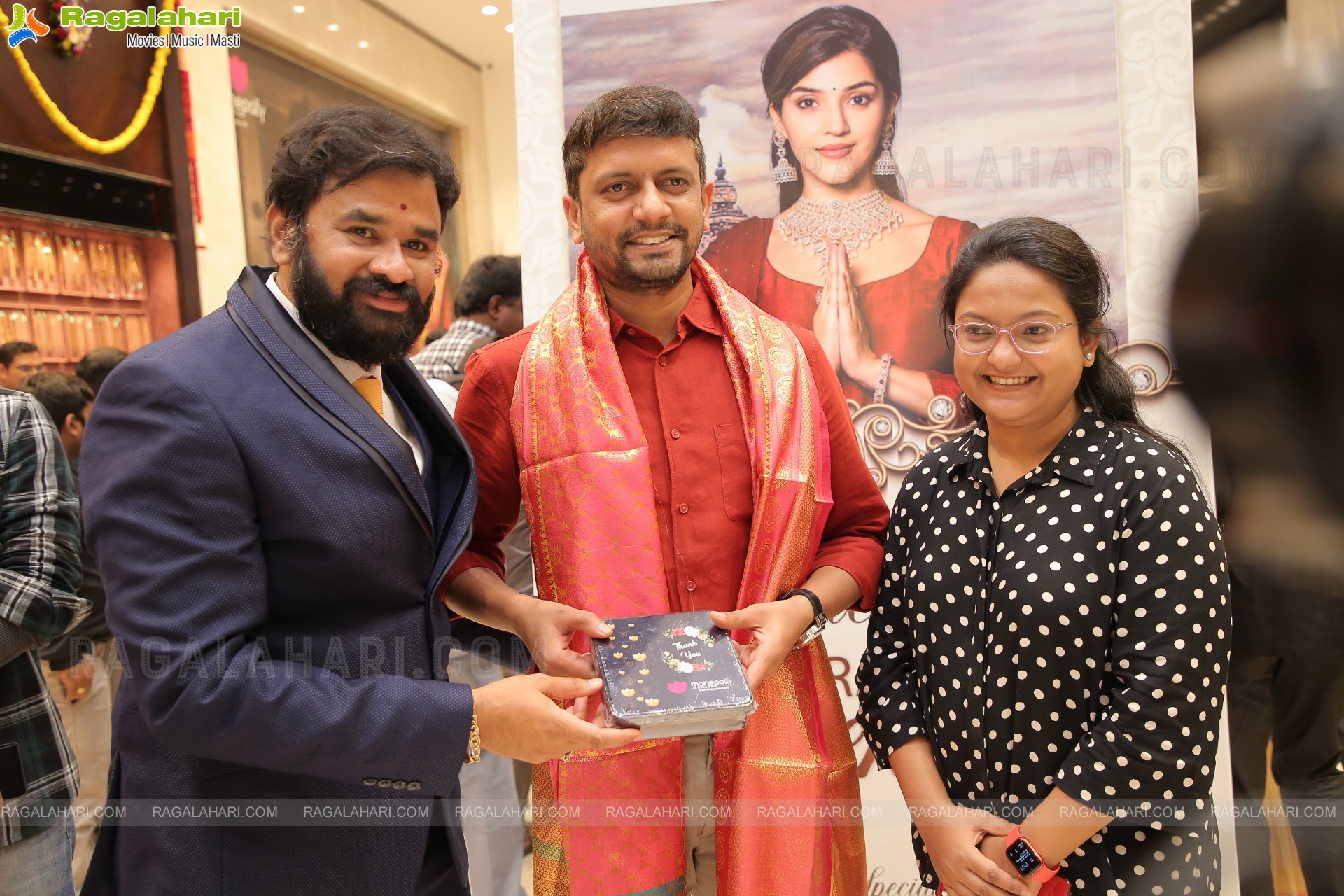 Manepally Jewellers Largest Wedding and Bridal Jewellery Showroom Launch at Panjagutta