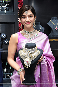 Manepally Jewellers Wedding Jewellery Showroom