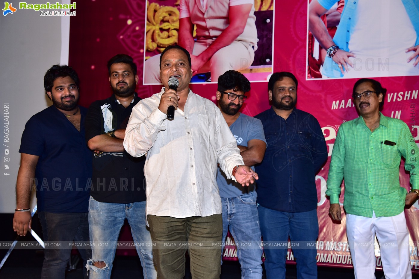 Bigboss Maanas & Vishnu Priya's Zari Zari Panche Katti Promo Song Launch