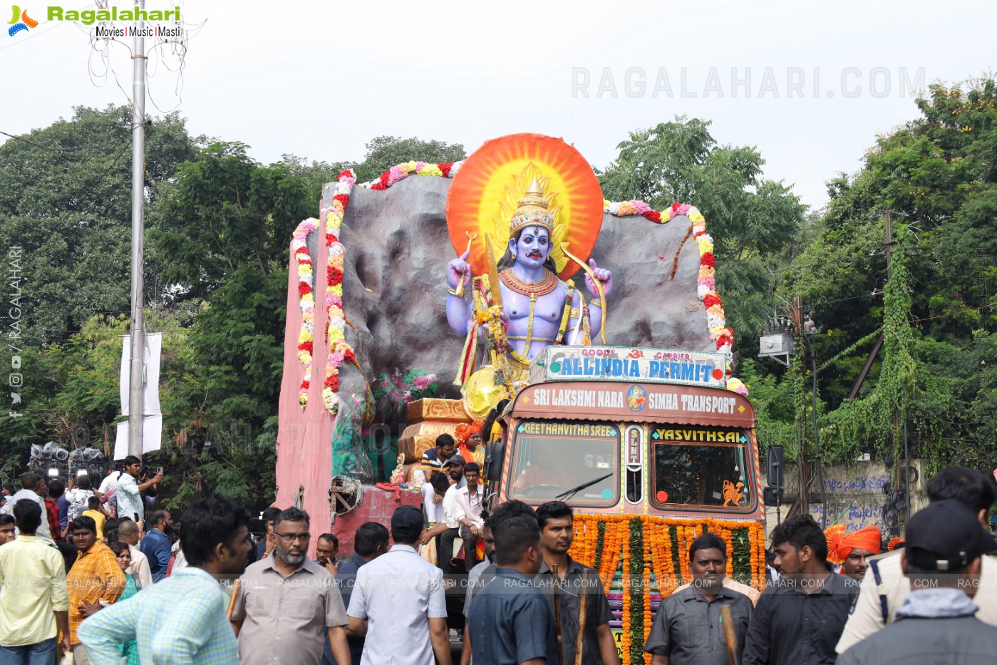 Khairatabad Ganesh Nimajjanam 2023 at Tank Bund in Hyderabad