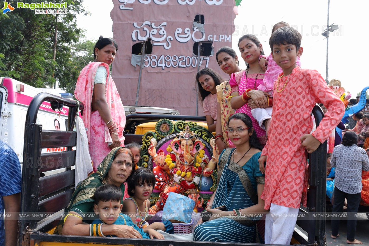 Khairatabad Ganesh Nimajjanam 2023 at Tank Bund in Hyderabad