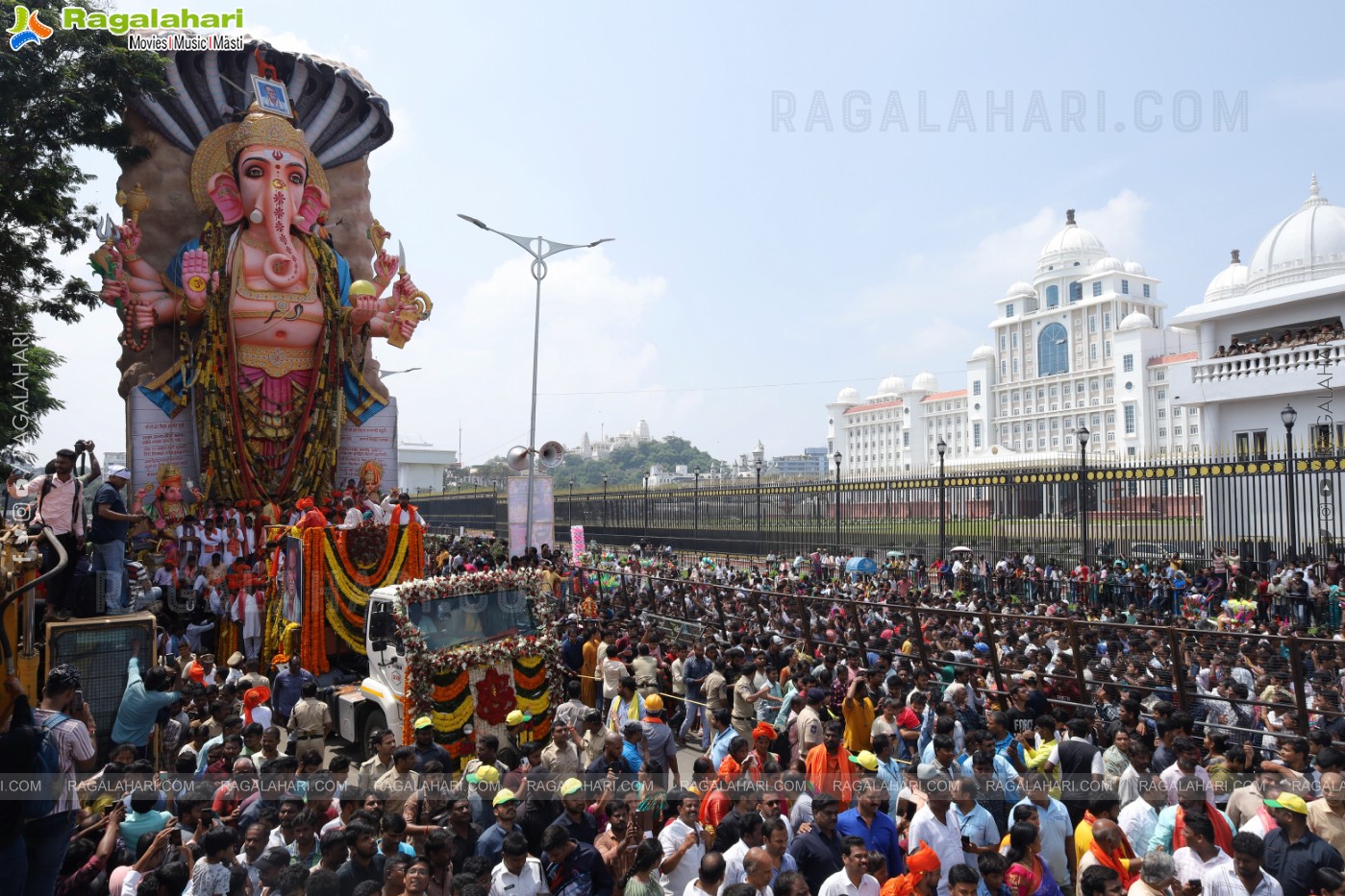 Khairatabad Ganesh Nimajjanam 2023 at Tank Bund in Hyderabad