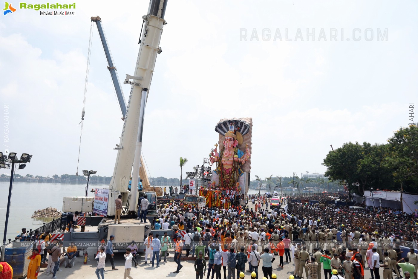 Khairatabad Ganesh Nimajjanam 2023 at Tank Bund in Hyderabad