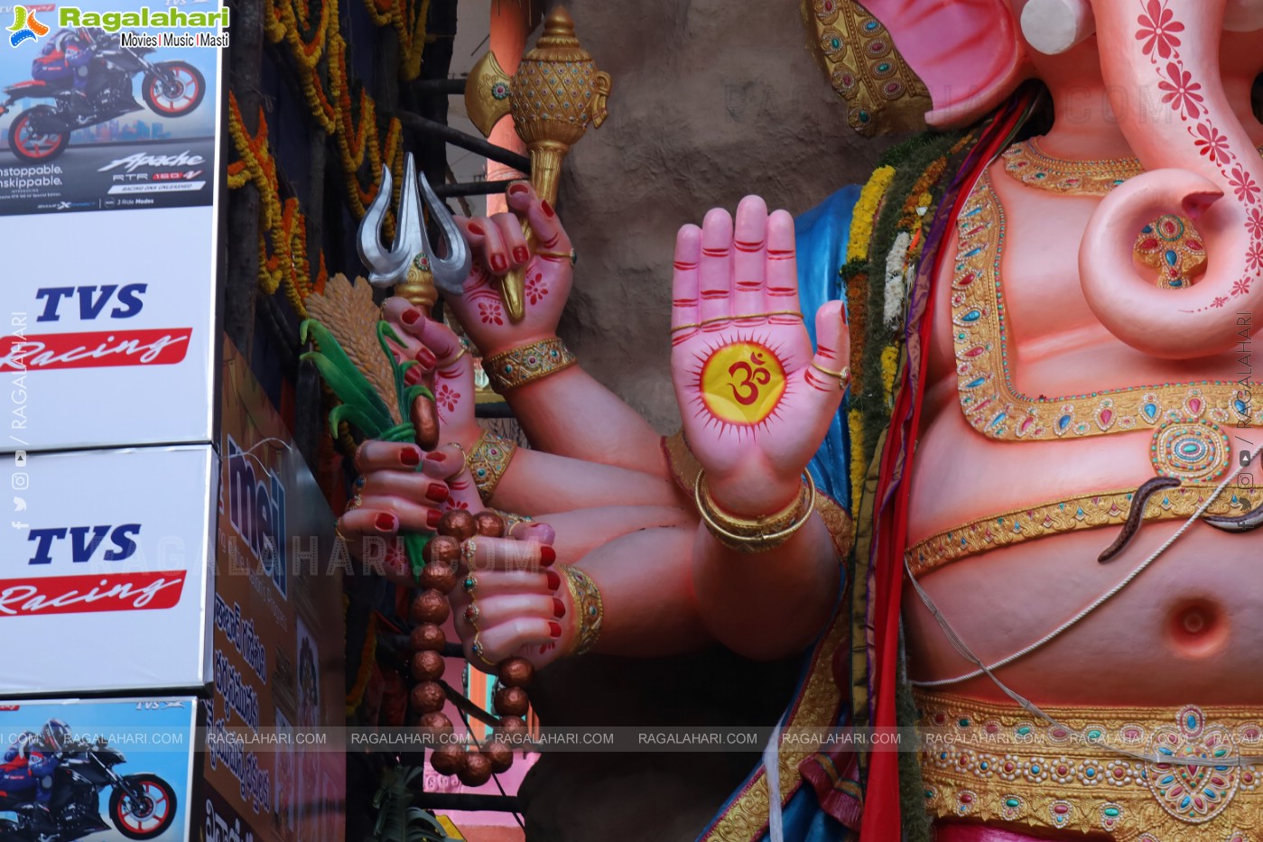 Khairatabad Ganesh 2023 as Dasha Maha Vidya Maha Ganapathi- 63 feet Tall Idol