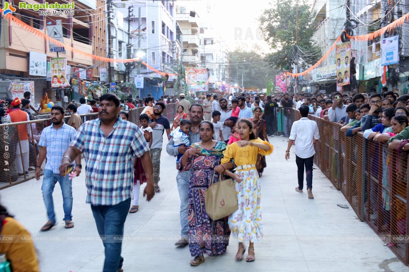 Khairatabad Ganesh 2023 as Dasha Maha Vidya Maha Ganapathi- 63 feet Tall Idol