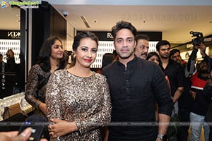 Grand Launch of MIRRORS Luxury's Salon, Hyderabad