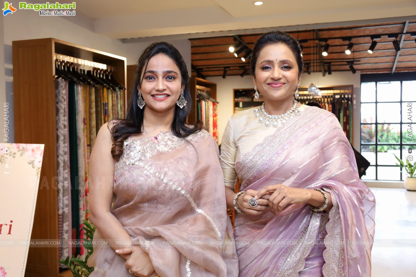 Anchor Suma Launch Manohari Festive collections, XiTI - Weaves of folklore 