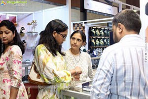 Hi Life Jewels Exhibition Grand Launch Event, Hyderabad