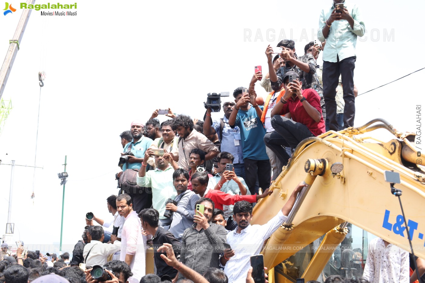 Khairatabad Ganesh Nimajjanam 2024 at Tank Bund in Hyderabad