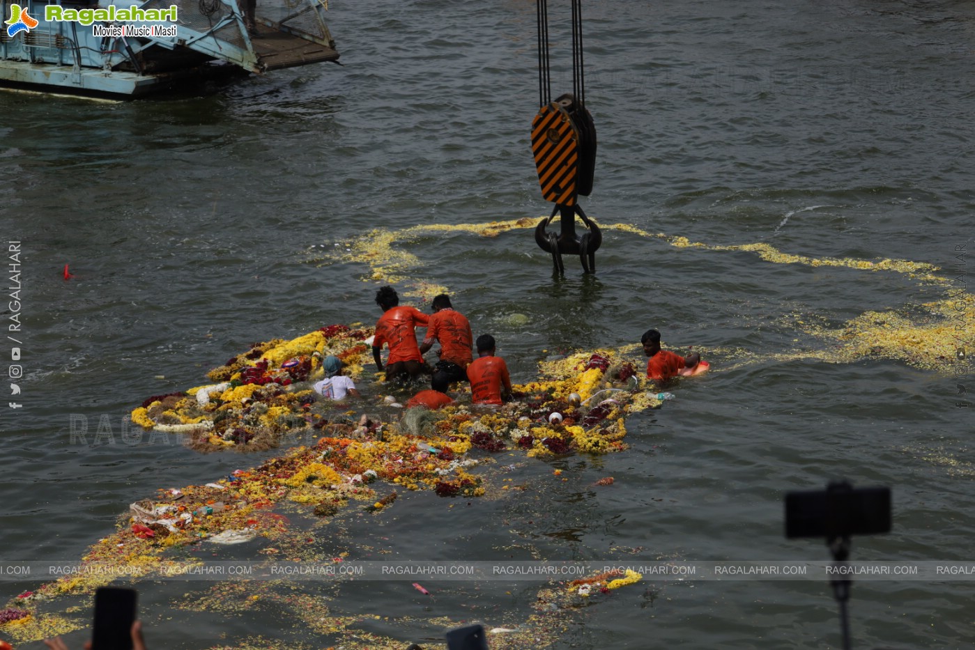 Khairatabad Ganesh Nimajjanam 2024 at Tank Bund in Hyderabad