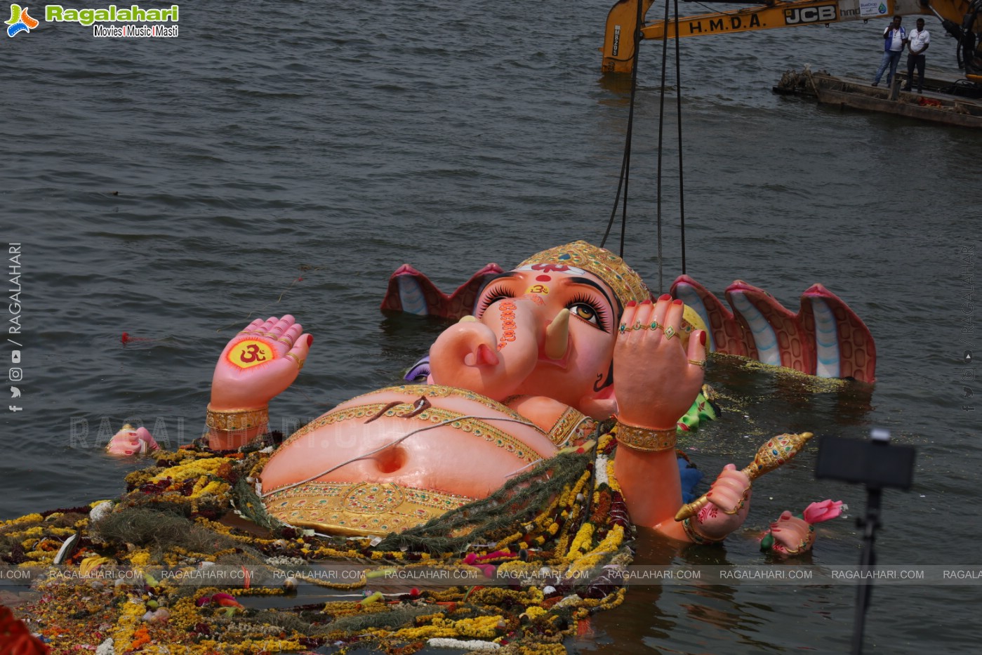 Khairatabad Ganesh Nimajjanam 2024 at Tank Bund in Hyderabad